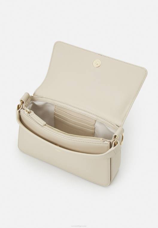 מוצלב שרשרת על פני תיק גוף NX205279 שֶׁנהָב Tommy Hilfiger