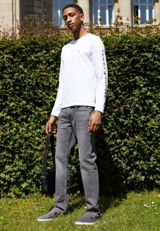 ג'ינס ישר דנטון עם רגליים ישרות NX205304 לורי אפור Tommy Hilfiger