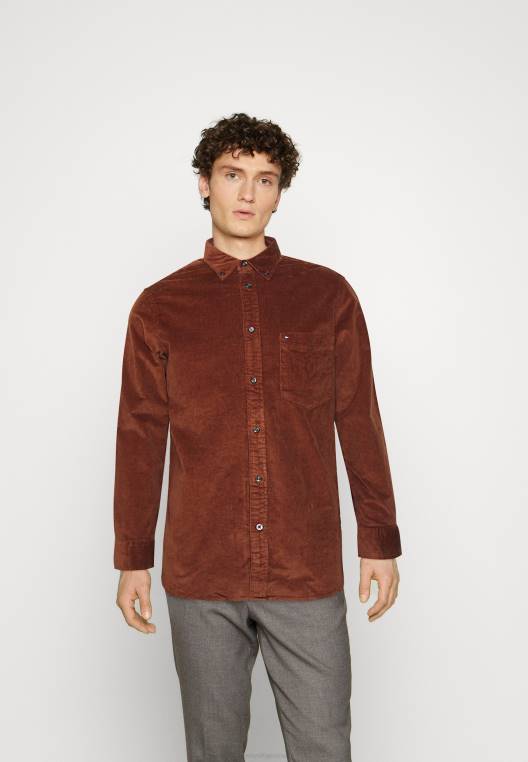 חוּלצָה NX205330 חום מורשת Tommy Hilfiger