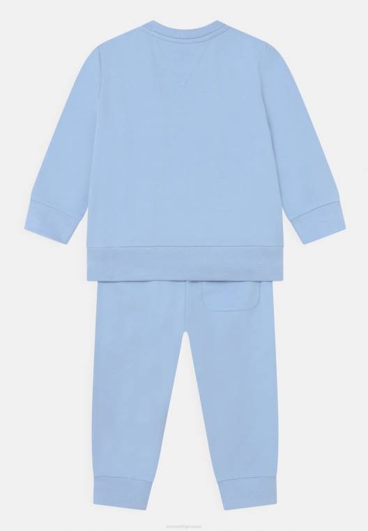 חליפת טרנינג חיונית לתינוק NX205348 שמיי שמברי Tommy Hilfiger