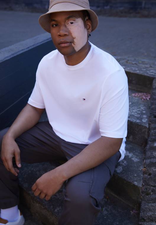 חולצת טריקו בסיסית מתיחה NX205387 לבן Tommy Hilfiger