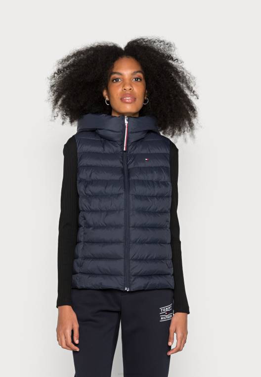 ווסט לוגו של סורונה NX205392 שמיים מדבריים Tommy Hilfiger