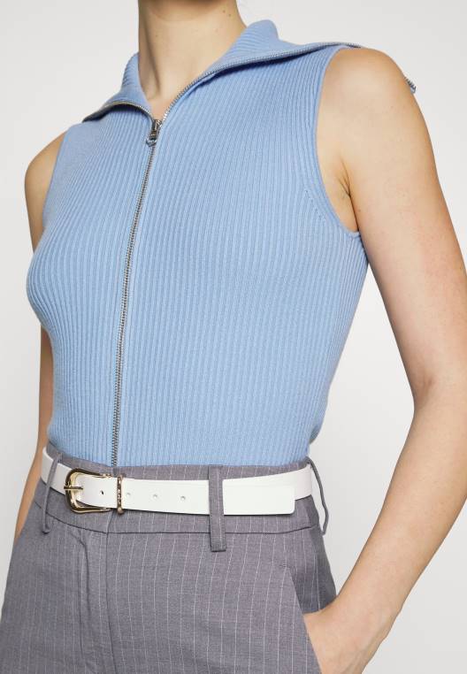 חגורה שיקית ייחודית NX205528 קליפה לבנה Tommy Hilfiger