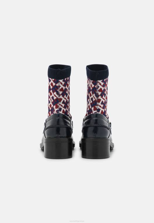 מגפונים קלאסיים עם מונוגרמה NX205730 שמיים מדבריים Tommy Hilfiger