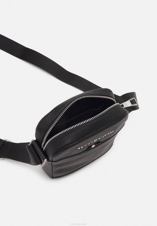 כתב תחבורה יוניסקס על פני תיק גוף NX205779 שָׁחוֹר Tommy Hilfiger