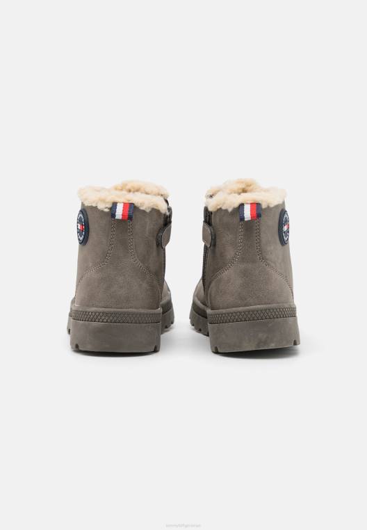 מגפוני שרוכים לשני המינים NX205806 אפור Tommy Hilfiger