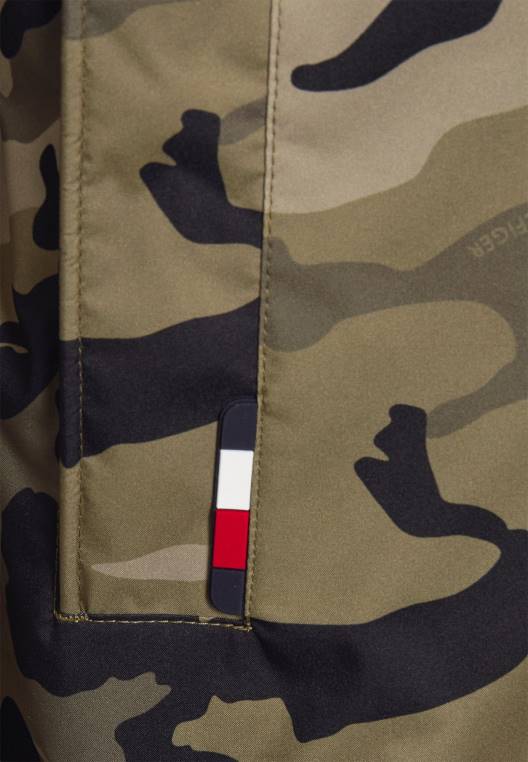 ז'קט קיץ עם ברדס טכנולוגי NX205844 זית Tommy Hilfiger