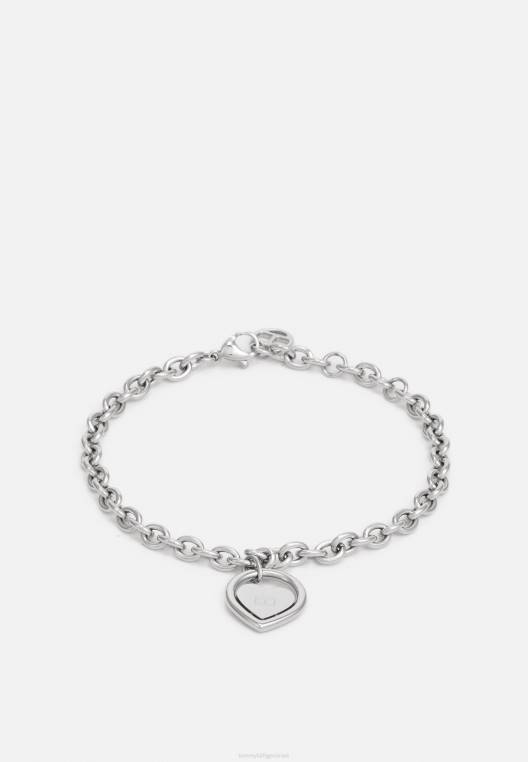 צמיד משפחתי לבבות NX205888 בצבע כסף Tommy Hilfiger