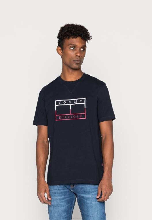 חולצת טריקו עם דגל ליניארי בהדפס טי NX205928 שמיים מדבריים Tommy Hilfiger