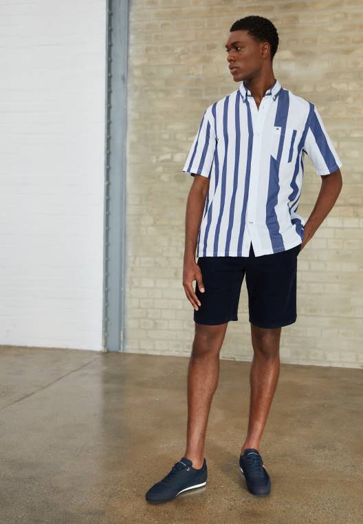 הארלם ללבוש מכנסיים קצרים NX205999 שמיים מדבריים Tommy Hilfiger