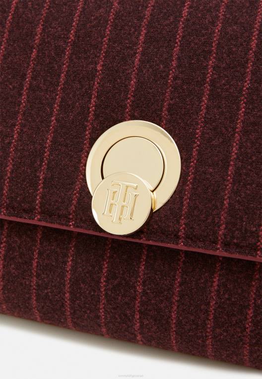 תיק שיק מוצלב פסי סיכה NX206095 אדום מסביב Tommy Hilfiger