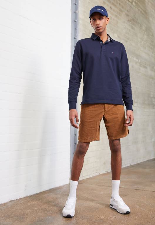 הארלם ללבוש מכנסיים קצרים NX206139 חאקי מדברי Tommy Hilfiger