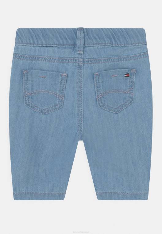מכנסיים קלים לתינוק יוניסקס ג'ינס בכושר רגוע NX206253 ג'ינס תכלת Tommy Hilfiger
