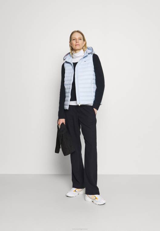 ווסט NX206329 כחול מבריז Tommy Hilfiger