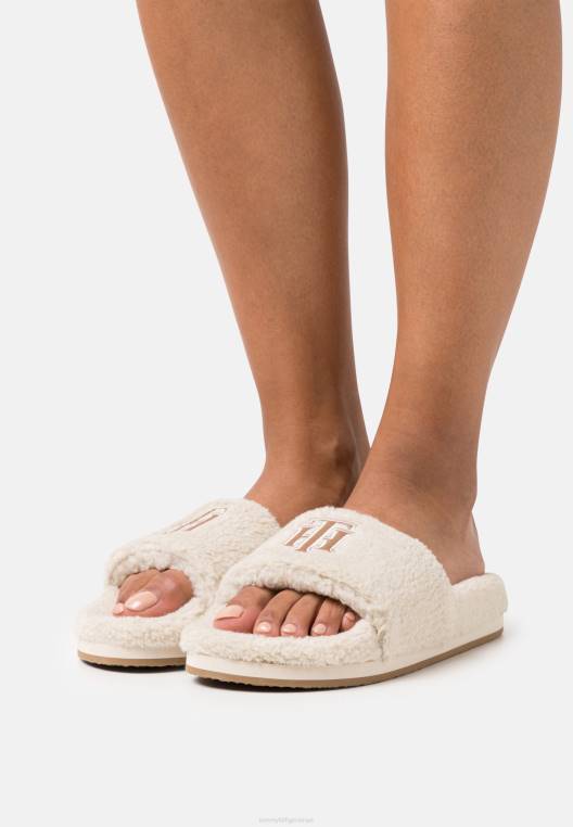 נעלי בית מגלשה NX206332 בז' קלאסי Tommy Hilfiger