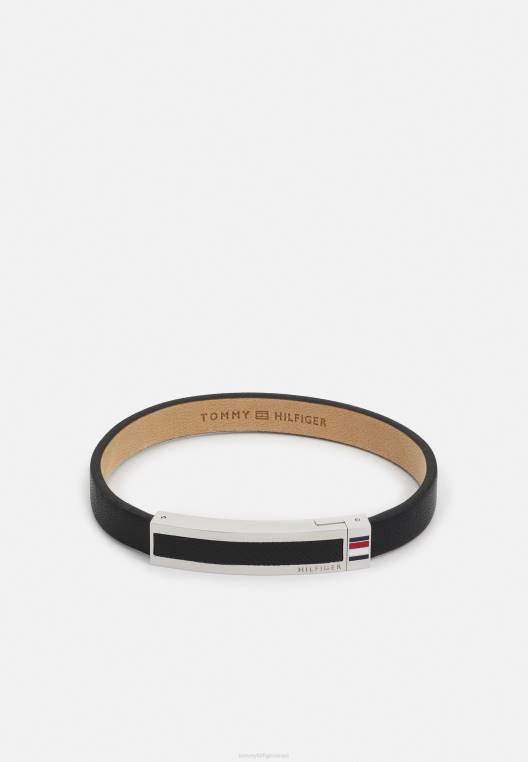 צמיד משפחתי בטקסטורה NX206397 בצבע שחור/כסף Tommy Hilfiger