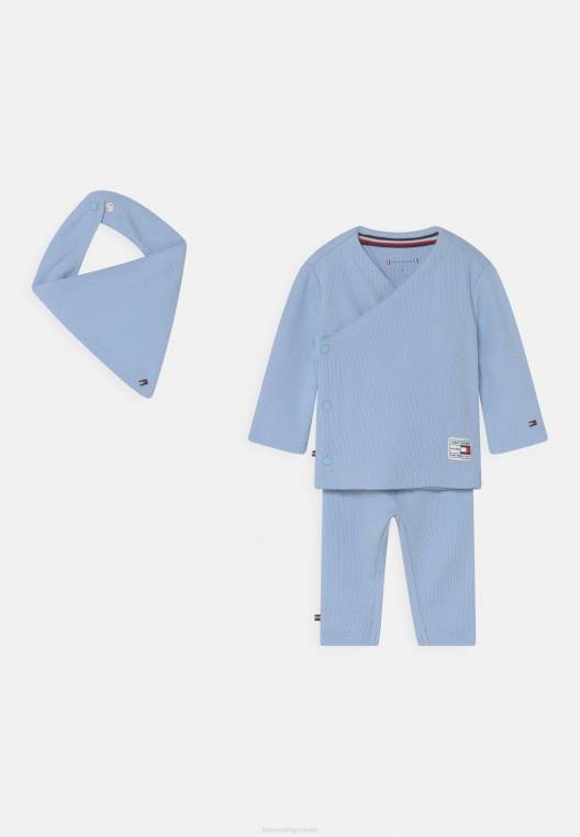 סט מכנסיים למתנה לתינוק NX206626 שמיי שמברי Tommy Hilfiger