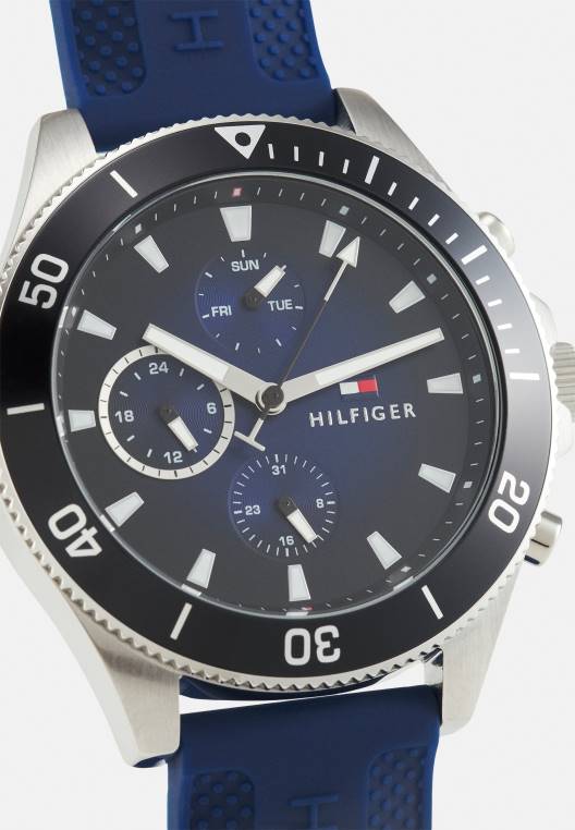 שעון כרונוגרף של לרסון NX206672 בצבע כחול/כסף Tommy Hilfiger