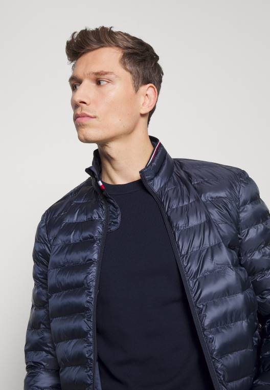 מעיל חורף עגול הניתן לאריזה NX207240 שמיים מדבריים Tommy Hilfiger