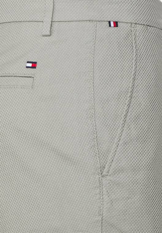 צ'ינוס עם סל בליקר NX207286 כסף עתיק Tommy Hilfiger