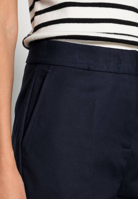 מכנסי צ'ינס דק היילי NX207333 שמיים מדבריים Tommy Hilfiger