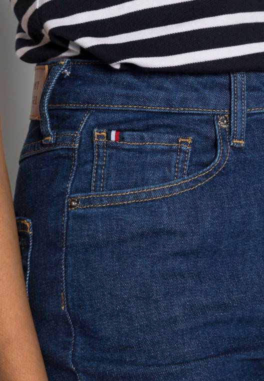 ג'ינס קלאסי חדש עם רגליים ישרות NX207499 tia Tommy Hilfiger