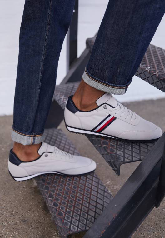 מאמני רצים חיוניים NX207623 לחישה אפורה Tommy Hilfiger