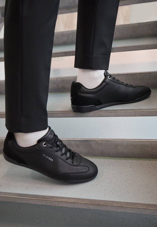 מאמנים מקצועיים מודרניים NX207735 שָׁחוֹר Tommy Hilfiger