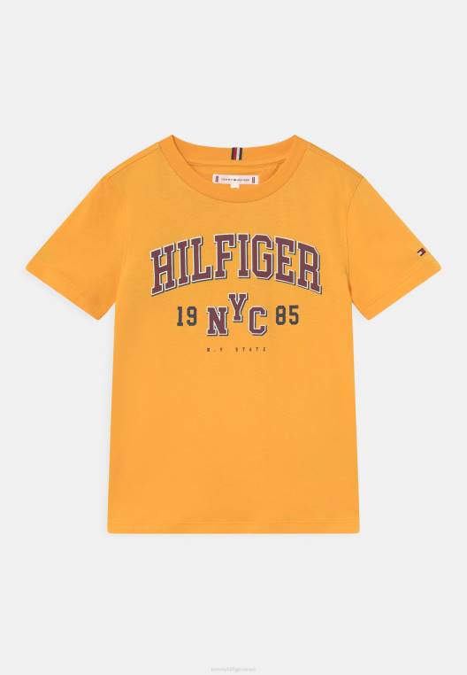 חולצת טריקו בהדפסה של חולצת טי בורסיטי NX207914 צהוב ערבה Tommy Hilfiger