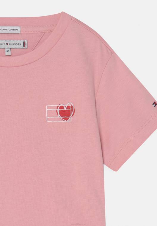 חולצת טי בהדפס טי של יום האהבה NX207942 ורוד קרחון Tommy Hilfiger