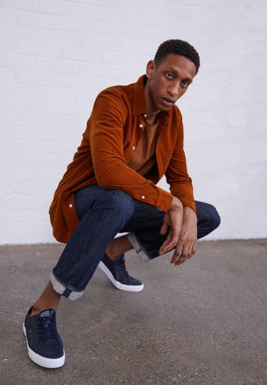 מאמני ליבה ארגוניים NX207970 שמיים מדבריים Tommy Hilfiger