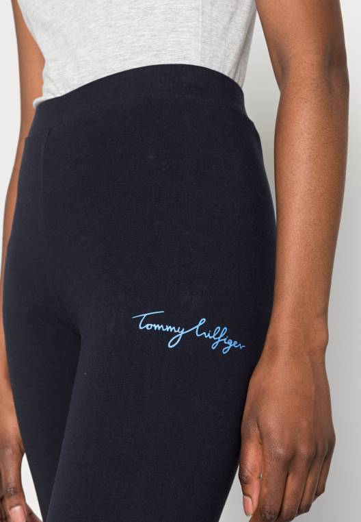 מכנסי חותלות גרפיים דק למתוח NX208019 שמיים מדבריים Tommy Hilfiger
