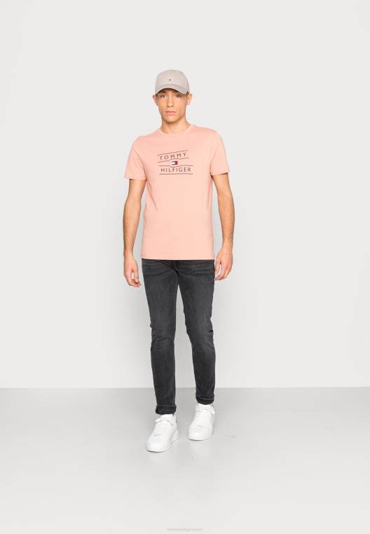 חולצת טריקו בהדפס יוניסקס מוערמים מודבקים NX208071 גויאבה Tommy Hilfiger