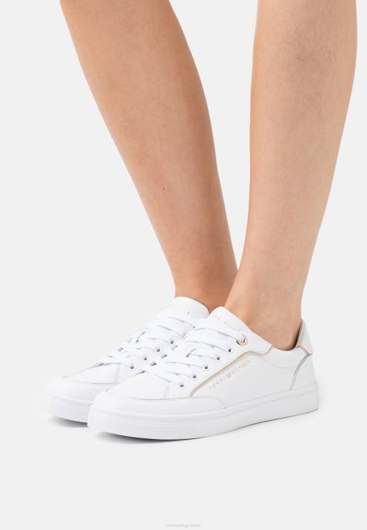 מאמני צנרת מתכתיים NX208109 לבן Tommy Hilfiger