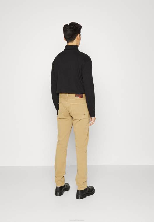 ג'ינס עם רגליים ישרות בצבע דנטון NX208160 חאקי כפרי Tommy Hilfiger