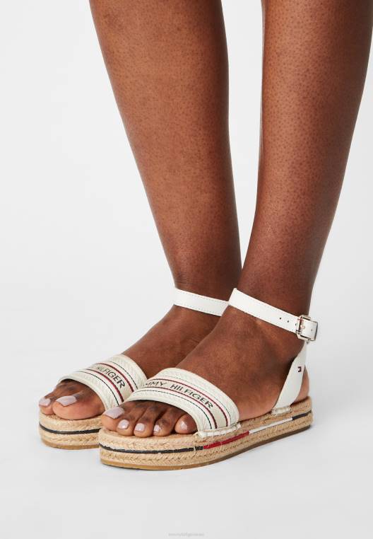 סנדלים שטוחים מלאכותיים NX208226 אקרו Tommy Hilfiger