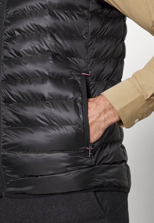 חזיית אפוד שניתן לארוז NX208232 שָׁחוֹר Tommy Hilfiger