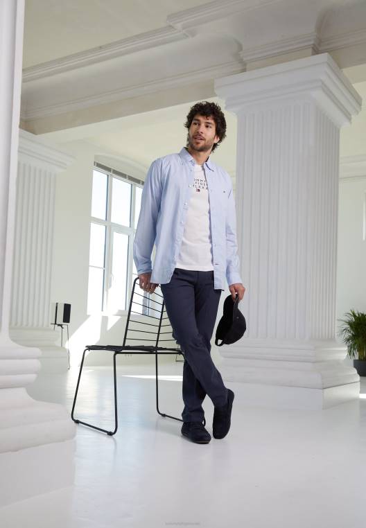 חולצת מיקרו רכה NX208472 כחול מבריז/לבן אופטי Tommy Hilfiger