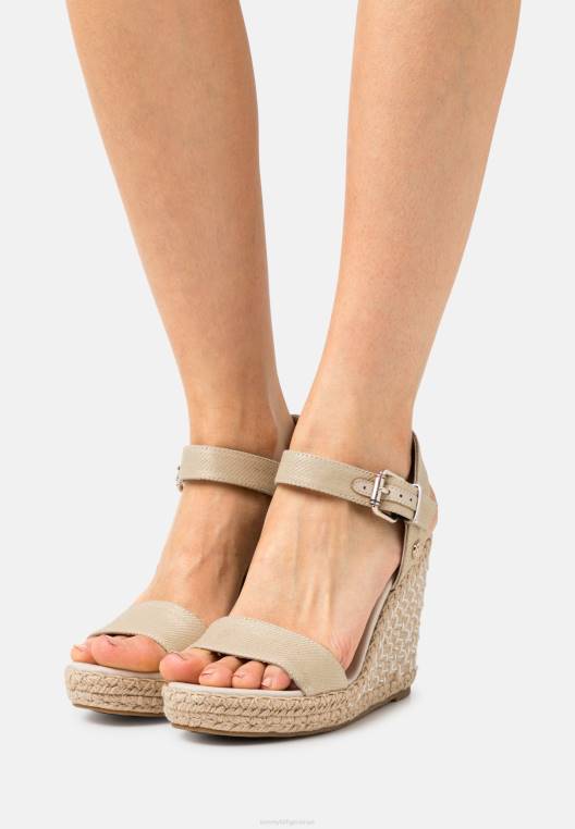 סנדלי פלטפורמה גבוהים עם נגיעות מבריקות NX208519 זהב בהיר Tommy Hilfiger