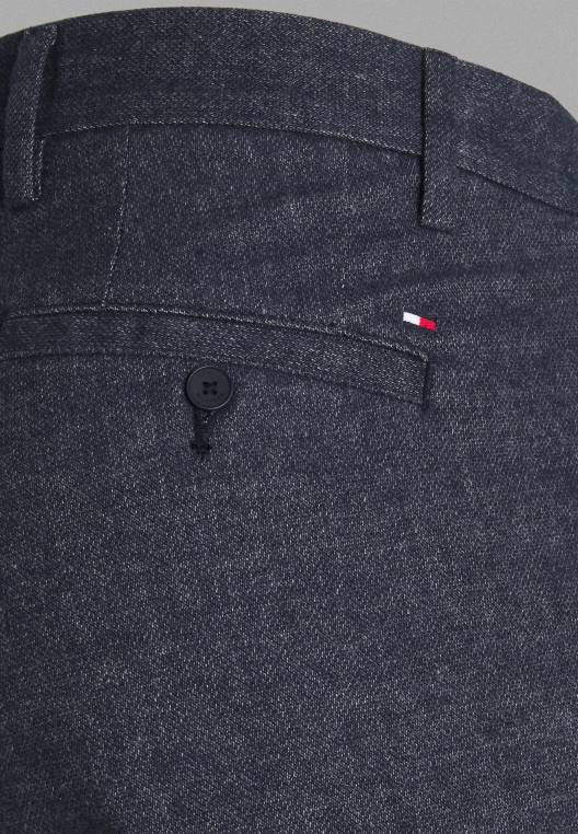 מכנסיים במראה מדיסון NX208532 שמיים מדבריים Tommy Hilfiger