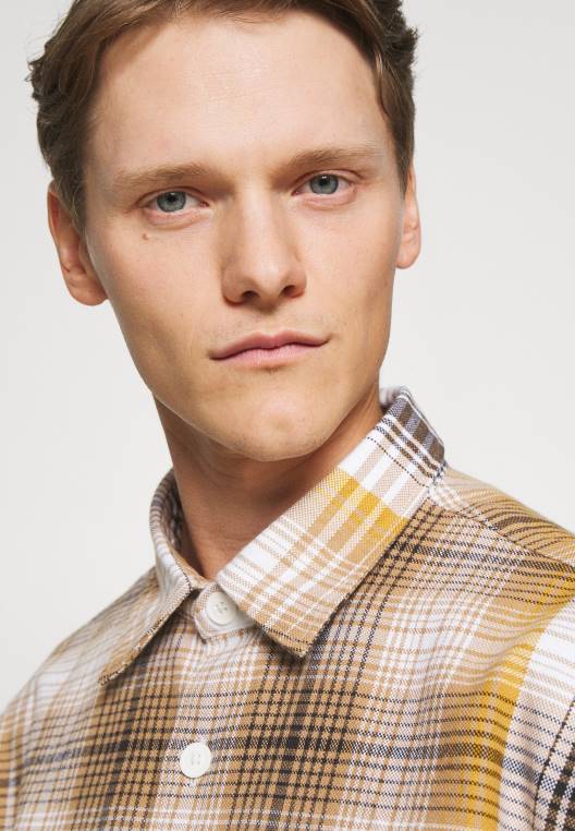 חולצת אובר חולצה עם צללים NX208662 כפרי חאקי/מולטי Tommy Hilfiger