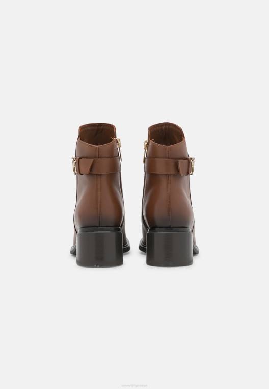 חומרה מגפוני קרסול קלאסיים NX208758 קוניאק חורף Tommy Hilfiger