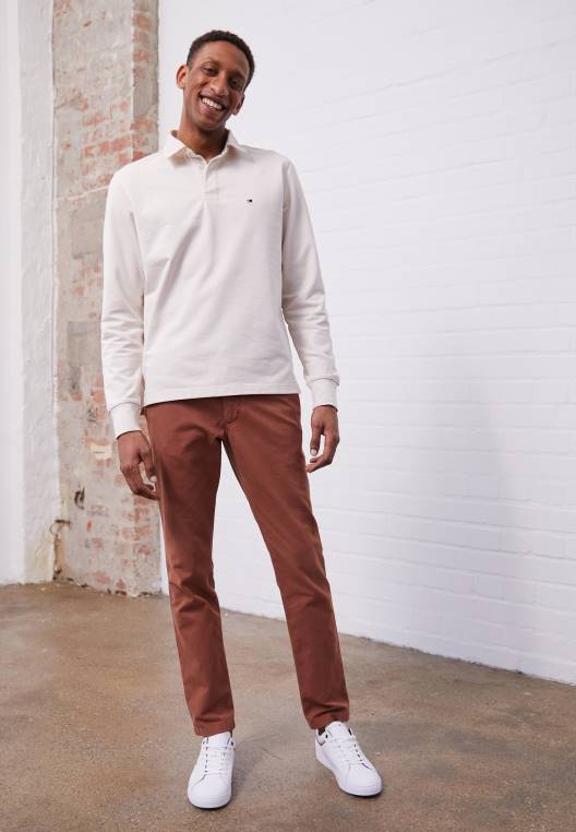 מכנסי צ'ינו חלת דבש bleecker NX204755 אדום כהה Tommy Hilfiger