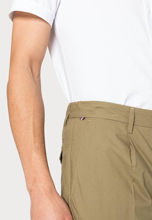 chelsea mdrn poplin chinos NX207455 woodridge Tommy Hilfiger