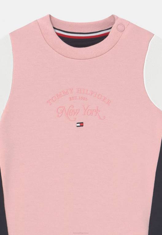 שמלת תינוק colorblock שמלת ג'רסי בגוון ורוד NX206263 גוון ורוד Tommy Hilfiger