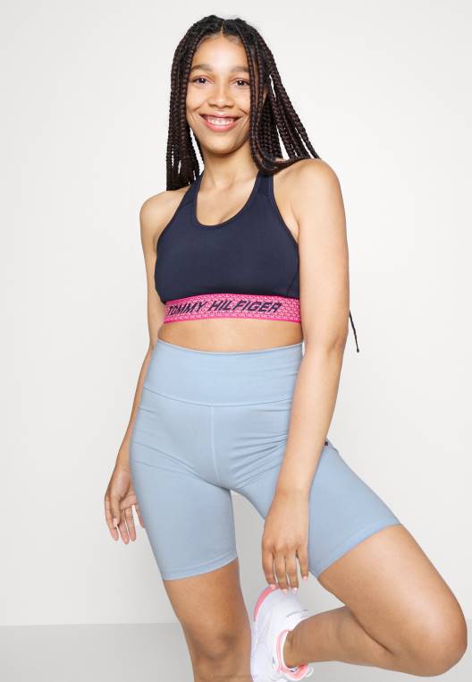 מכנסי core NX206430 כחול מבריז Tommy Hilfiger