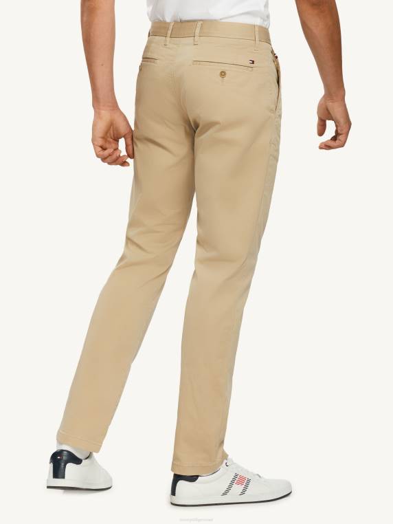 מכנסי צ'ינס בכושר ישר של denton 1985 NX201030 באטיק חאקי Tommy Hilfiger