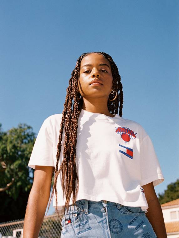 ג'ינס וחולצת טי קצוצה nba NX202846 לבן/חדש עתיק Tommy Hilfiger