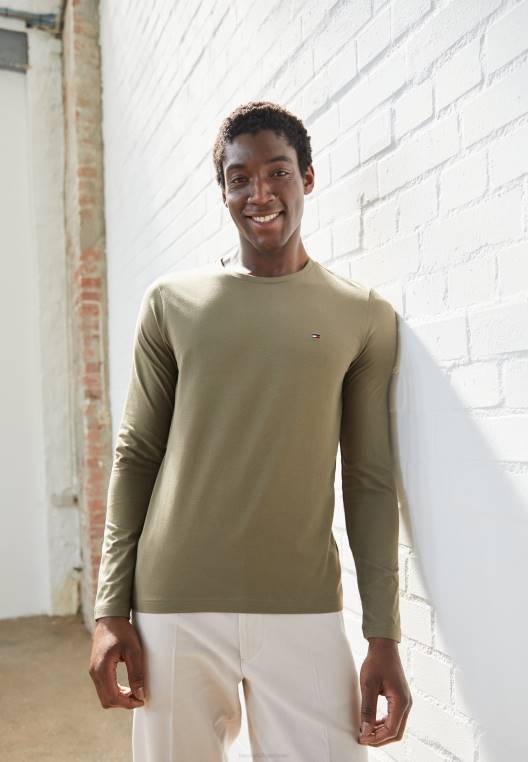 חולצה עם שרוולים ארוכים מתיחה בכושר slim fit NX204001 צבאי דהוי Tommy Hilfiger