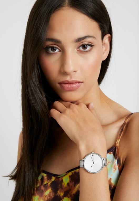 שעון zendaya uhr NX206650 בצבע כסף Tommy Hilfiger